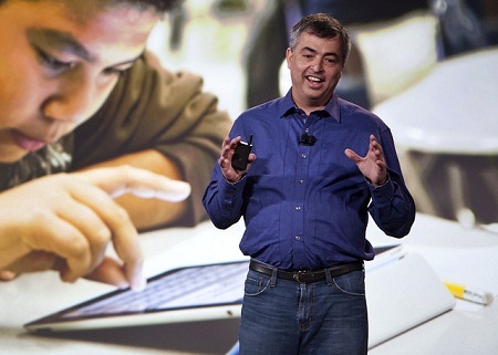 Thêm một tướng của Apple ra đi vì "thảm hoạ bản đồ" - 1 Richard Williamson, người giữ vai trò giám sát nhóm phát triển phần mềm Apple Maps đã bị sa thải