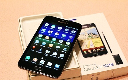 Samsung Galaxy Note 7 inch lộ cấu hình trên mạng - 1 Samsung Galaxy Note 7 inch sẽ được ra mắt vào đầu năm 2013 tới