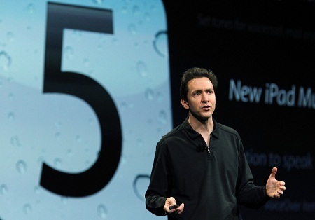 5 sự kiện đáng nhớ nhất của Apple trong năm 2012 - 3 Giám đốc phần mềm Scott Forstall, cha đẻ của iOS sẽ chia tay Apple vào năm tới