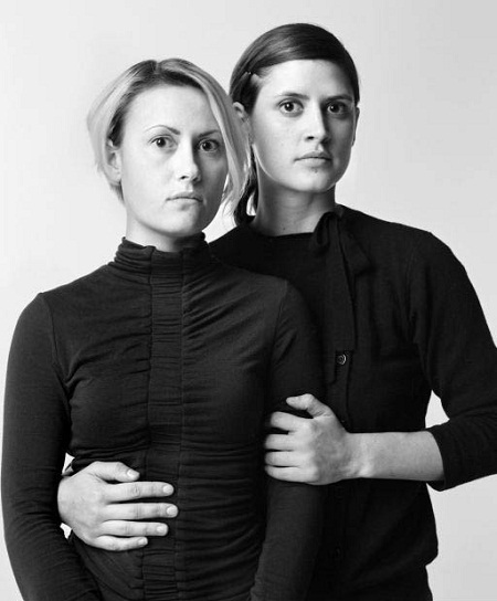 Giật mình trước bộ ảnh chân dung "các cặp song sinh" kỳ lạ - 13 Võ Hiền