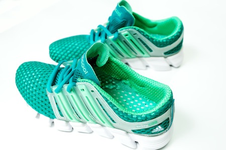 Adidas ra mắt giày chạy bộ siêu nhẹ Crazy Cool - 2 Adidas ra mắt giày chạy bộ siêu nhẹ Crazy Cool