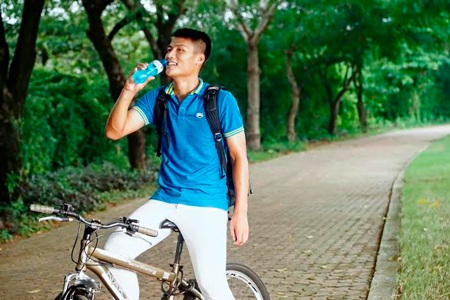 Nước uống thể thao Aquarius: Bù bước nhanh, bền vận động - 1 Nước uống thể thao Aquarius: Bù bước nhanh, bền vận động