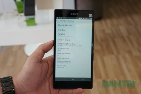 Phablet tầm trung của Sony bất ngờ bán sớm tại Việt Nam - 7 Máy khởi chạy Android phiên bản 4.3 (Jelly Bean).