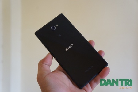 Trên tay Xperia M2 - dòng sản phẩm tầm trung mới nhất của Sony - 2 Trên tay Xperia M2 - dòng sản phẩm tầm trung mới nhất của Sony