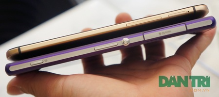 HTC One M8 vàng đọ dáng cùng Xperia Z2 tím - 2 Trên tay phóng viên