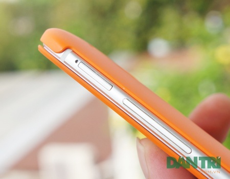 Thử nghiệm nhanh Dot View - case thông minh của One M8