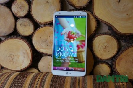 Cận cảnh phablet mỏng và mạnh LG G Pro 2 chuẩn bị bán tại Việt Nam