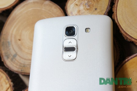 Cận cảnh phablet mỏng và mạnh LG G Pro 2 chuẩn bị bán tại Việt Nam