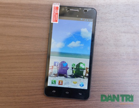 Thêm một thương hiệu điện thoại Việt gia nhập cuộc đua smartphone - 2 Bavapen B518 với màn hình 5 inch.