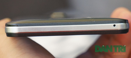 Thêm một thương hiệu điện thoại Việt gia nhập cuộc đua smartphone - 7 Cạnh dưới.