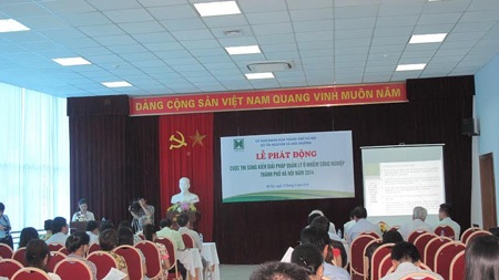 Chung tay trong tuyên truyền bảo vệ môi trường Thủ đô - 1 Hội thảo có sự tham dự của đại diện Bộ Tài Nguyên Môi trường, Sở Tài nguyên Môi trường...