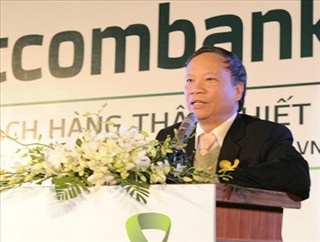 Chủ tịch Vietcombank Nguyễn Hoà Bình nghỉ hưu - 1 Chủ tịch HĐQT Vietcombank Nguyễn Hoà Bình.