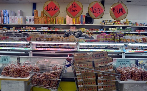 Vải Việt đi Úc: Giá vẫn cao, bảo quản kém - 1 Giá quả vải Việt Nam bán tại Úc cao hơn vải của Úc, Thái Lan và Trung Quố