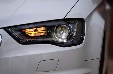 Audi A3 có giành khách hàng Toyota Camry tại Việt Nam? - 10 Hiện tại Audi A3 ở Việt Nam được bảo hành 3 năm không giới hạn
số km đã đi.