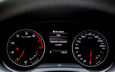 Audi A3 có giành khách hàng Toyota Camry tại Việt Nam? - 14 Hiện tại Audi A3 ở Việt Nam được bảo hành 3 năm không giới hạn
số km đã đi.