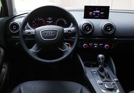 Audi A3 có giành khách hàng Toyota Camry tại Việt Nam? - 6 Hiện tại Audi A3 ở Việt Nam được bảo hành 3 năm không giới hạn
số km đã đi.