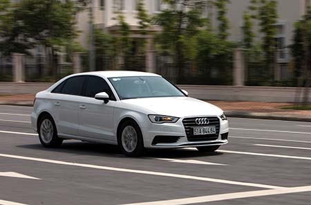 Audi A3 có giành khách hàng Toyota Camry tại Việt Nam? - 4 Hiện tại Audi A3 ở Việt Nam được bảo hành 3 năm không giới hạn
số km đã đi.