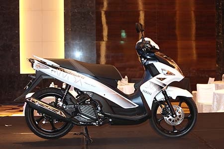 Ra mắt Yamaha Nouvo thế hệ mới tại Việt Nam - 8 Ra mắt Yamaha Nouvo thế hệ mới tại Việt Nam