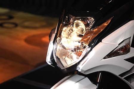 Ra mắt Yamaha Nouvo thế hệ mới tại Việt Nam - 11 Ra mắt Yamaha Nouvo thế hệ mới tại Việt Nam