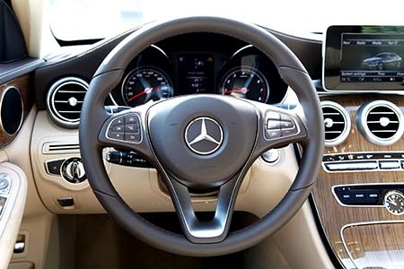 Khởi điểm từ 1,389 tỷ đồng cho Mercedes-Benz C-class thế hệ thứ tư - 12 Việt Hưng - Minh Thanh