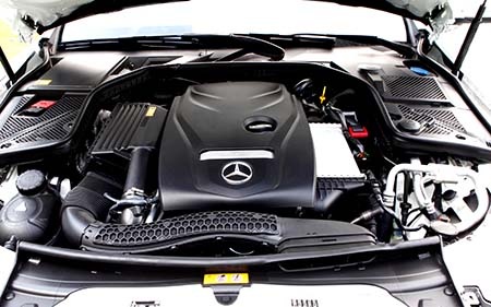 Khởi điểm từ 1,389 tỷ đồng cho Mercedes-Benz C-class thế hệ thứ tư - 2 Khởi điểm từ 1,389 tỷ đồng cho Mercedes-Benz C-class thế hệ thứ tư