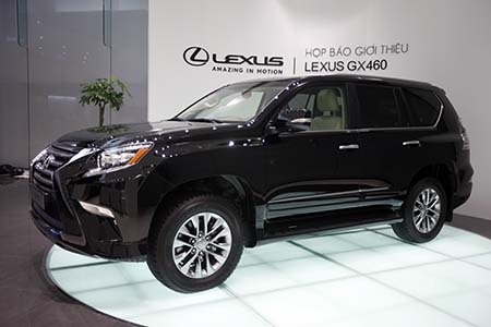 Hiện tại ở Việt Nam đối thủ của Lexus GX460 ở phân khúc SUV mid-size hạng sang bao gồm