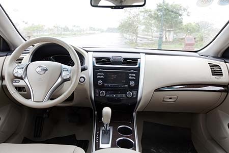Nissan Teana – xe Mỹ cho người Việt - 18 Việt Hưng - Minh Thanh