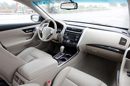 Nissan Teana – xe Mỹ cho người Việt - 7 Việt Hưng - Minh Thanh