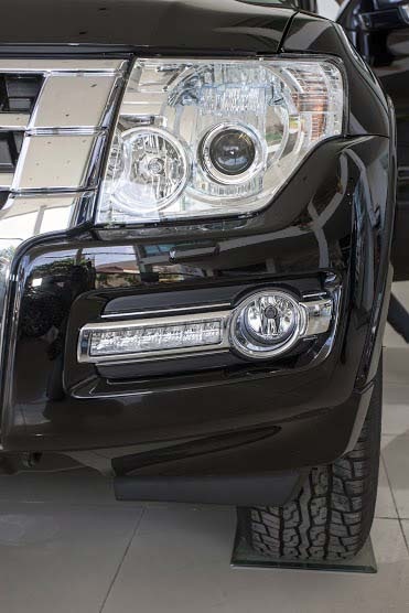 Mitsubishi Pajero – Khám phá tình yêu bạc tỉ…