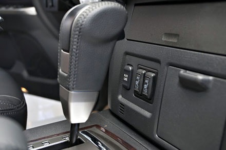 Mitsubishi Pajero – Khám phá tình yêu bạc tỉ…