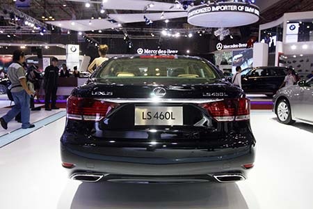 Lexus dàn trận đón Vietnam Motorshow - 12 Lexus dàn trận đón Vietnam Motorshow