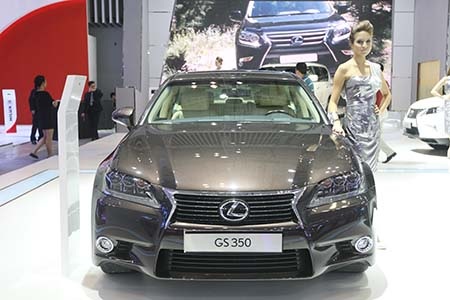 Lexus dàn trận đón Vietnam Motorshow - 13 Lexus dàn trận đón Vietnam Motorshow