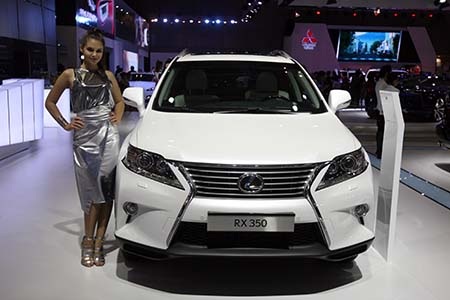 Lexus dàn trận đón Vietnam Motorshow - 7 Lexus dàn trận đón Vietnam Motorshow