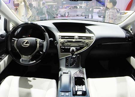 Lexus dàn trận đón Vietnam Motorshow - 8 Lexus dàn trận đón Vietnam Motorshow