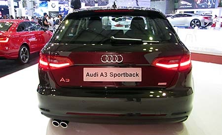 Audi TT chính thức ra mắt tại Việt Nam - 6 Audi A3
hatchback có giá bán khởi điểm từ 1,2 tỷ đồng (đã bao gồm thuế GTGT).