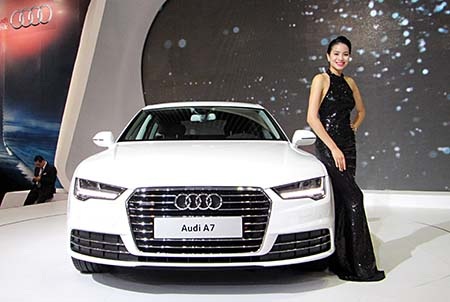 Audi TT chính thức ra mắt tại Việt Nam - 25 Audi TT được
bán với mức giá khởi điểm 1,78 tỷ đồng (đã bao gồm thuế GTGT).