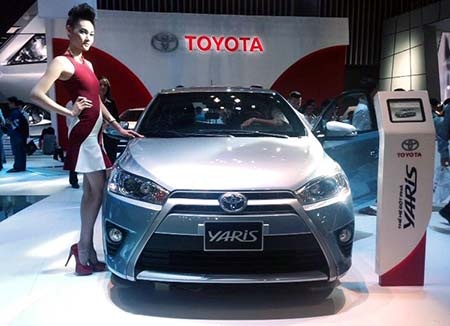 Những "gương mặt" thân quen của Toyota tại Vietnam Motorshow - 10 Camry: