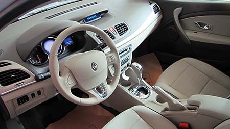 Renault Mégane hatchback có mặt tại Việt Nam - 7 Việt Hưng