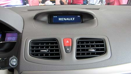 Renault Mégane hatchback có mặt tại Việt Nam - 11 Việt Hưng