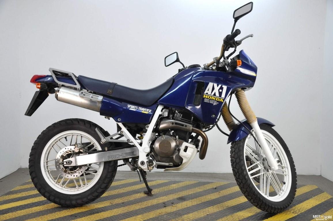 Mười mẫu xe "đoản mệnh" của Honda - 8 VT250 Spada
