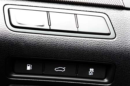 Với giá 1,06 tỷ đồng Hyundai Sonata có gì? - 28 Như Phúc - Minh Thanh