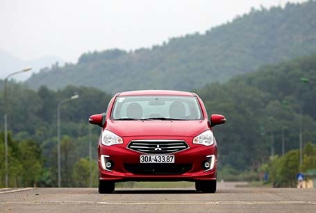 Mitsubishi Attrage: Hấp dẫn ở điểm nào? - 1 Thanh Phúc - Minh Thanh