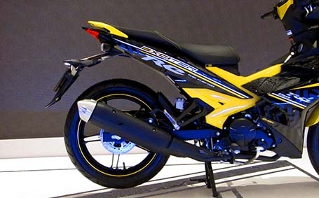 Hiện tại Yamaha Exciter 150 có hai phiên bản và có giá bán xuất xưởng như sau: phiên bản 