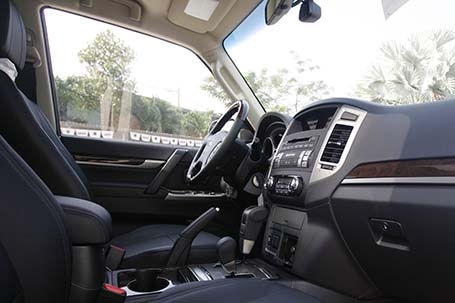 Mitsubishi Pajero - Một chiếc SUV đích thực - 19 Như Phúc - Ngọc Linh