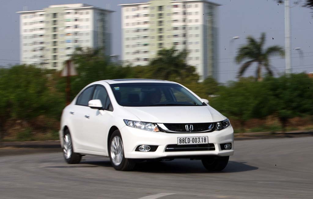 Honda Civic 2015 - Những khác biệt mang tính thực dụng - 16 Thanh Phúc - Minh Thanh