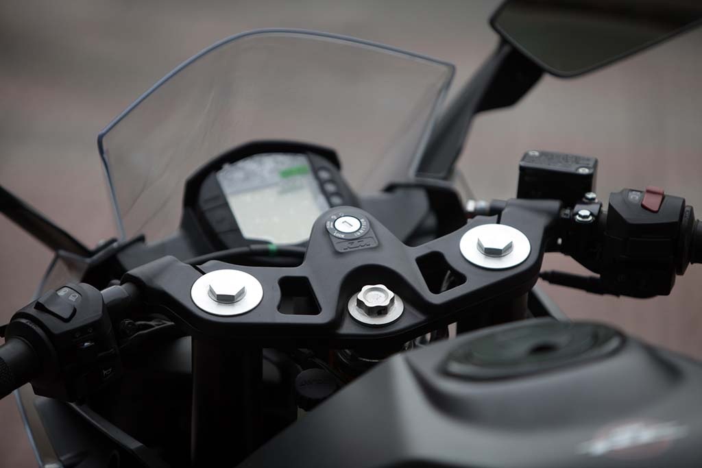 KTM RC 200: Khi người Áo làm xe sport - 7 Thông số kỹ thuật của KTM RC200
