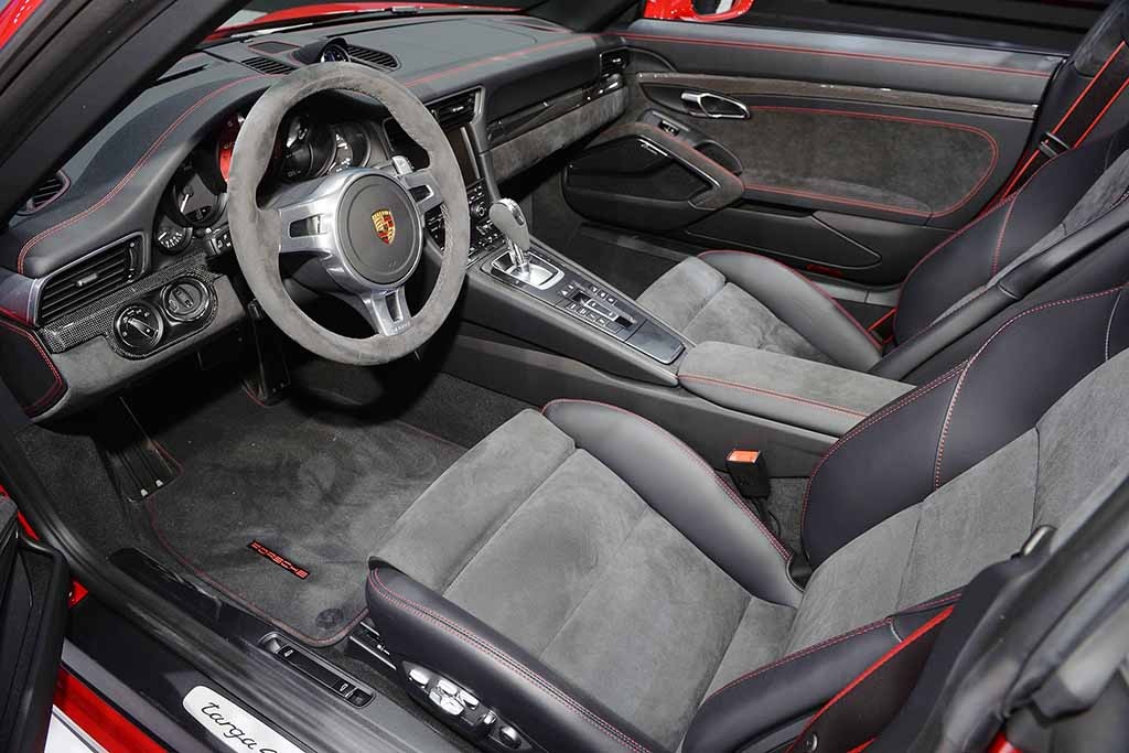 Porsche 911 Targa 4 GTS về Việt Nam có giá 7,85 tỉ đồng - 12 Porsche 911 Targa 4 GTS là 7,85 tỉ đồng