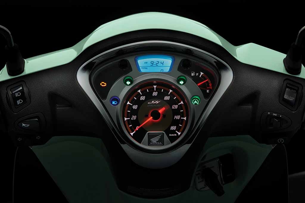 Honda làm mới SH mode - 6 Như Phúc