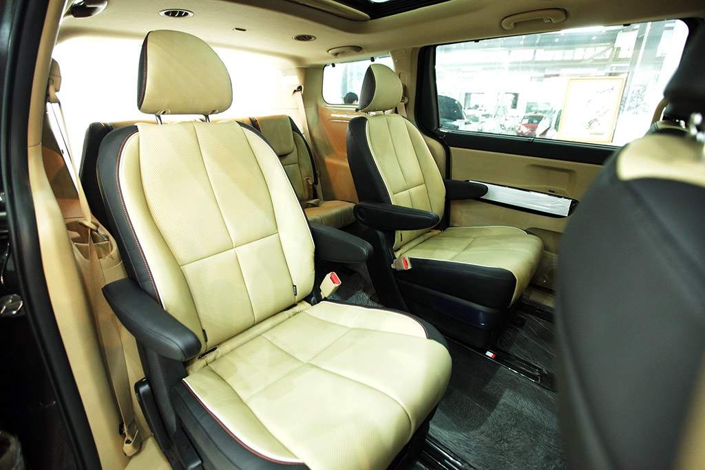 KIA Sedona khai màn phân khúc MPV cỡ lớn tại Việt Nam - 7 KIA Sedona: Khai màn phân khúc MPV cỡ lớn tại Việt Nam.