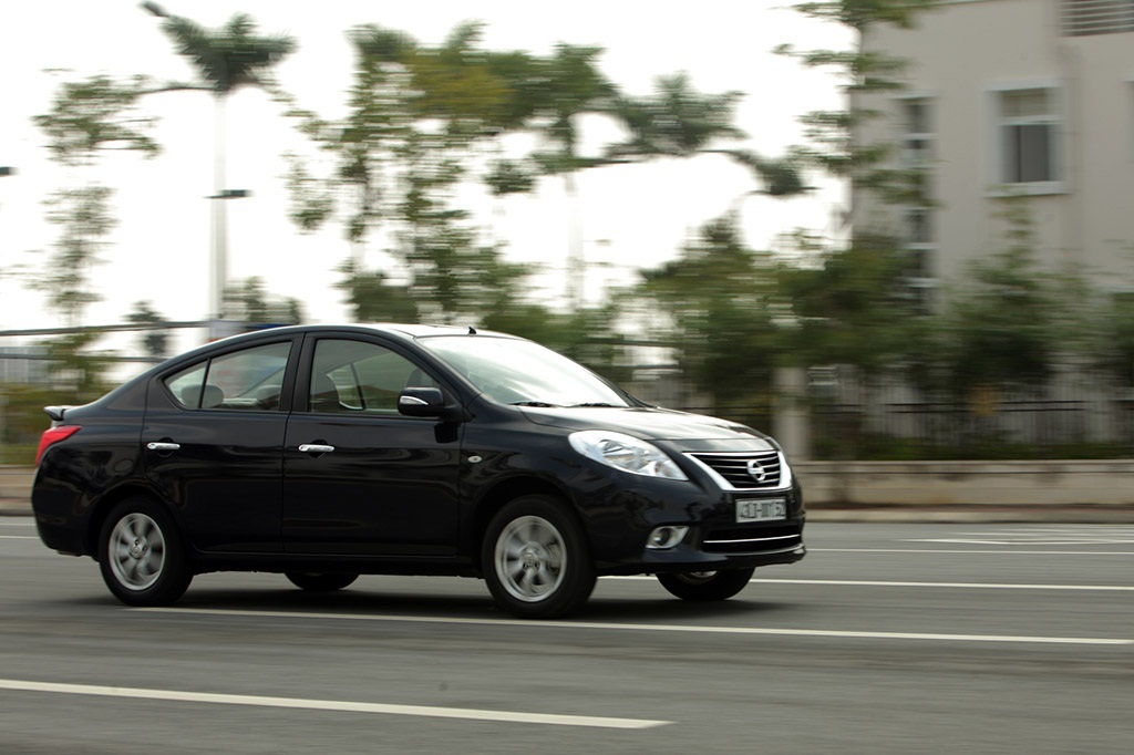 Nissan nâng cấp Sunny XV cho năm 2015 - 22 Như Phúc - Minh Thanh